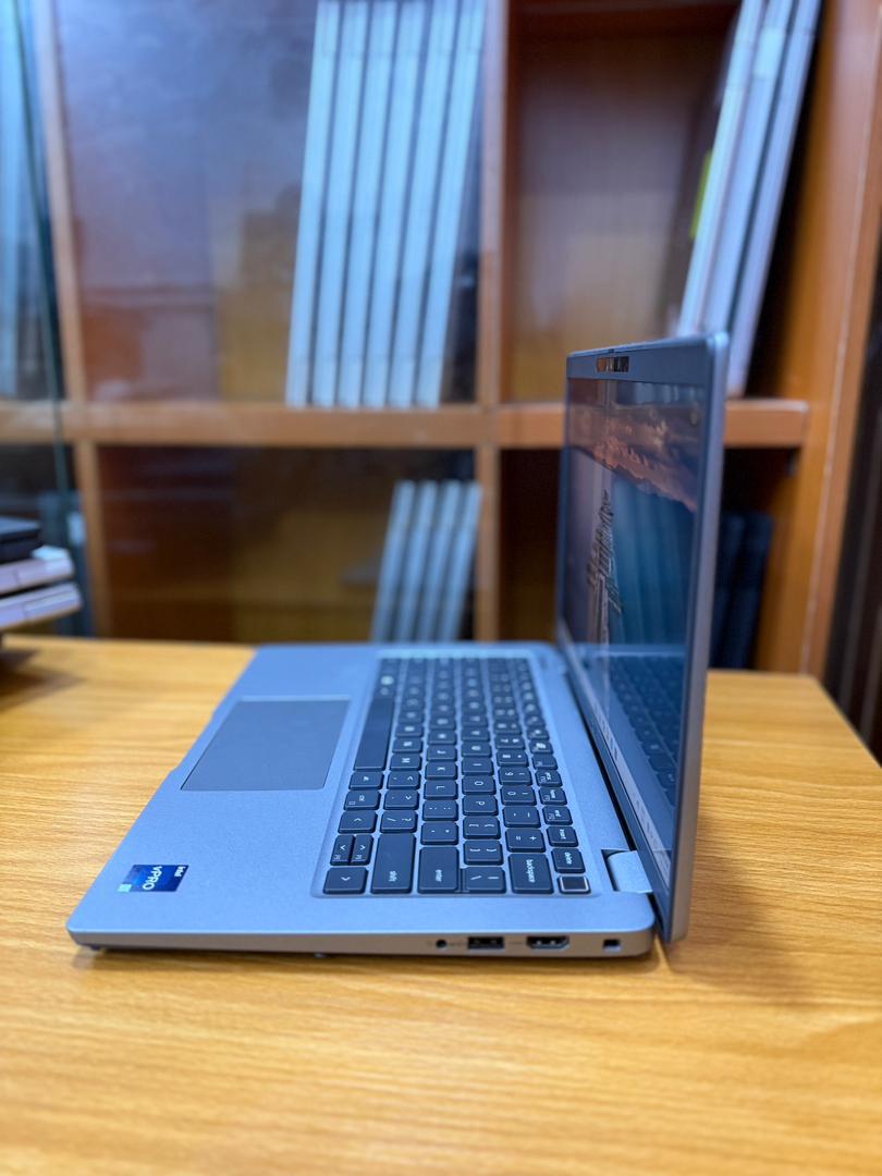 Dell latitude 5440 Touchscreen — photo 2
