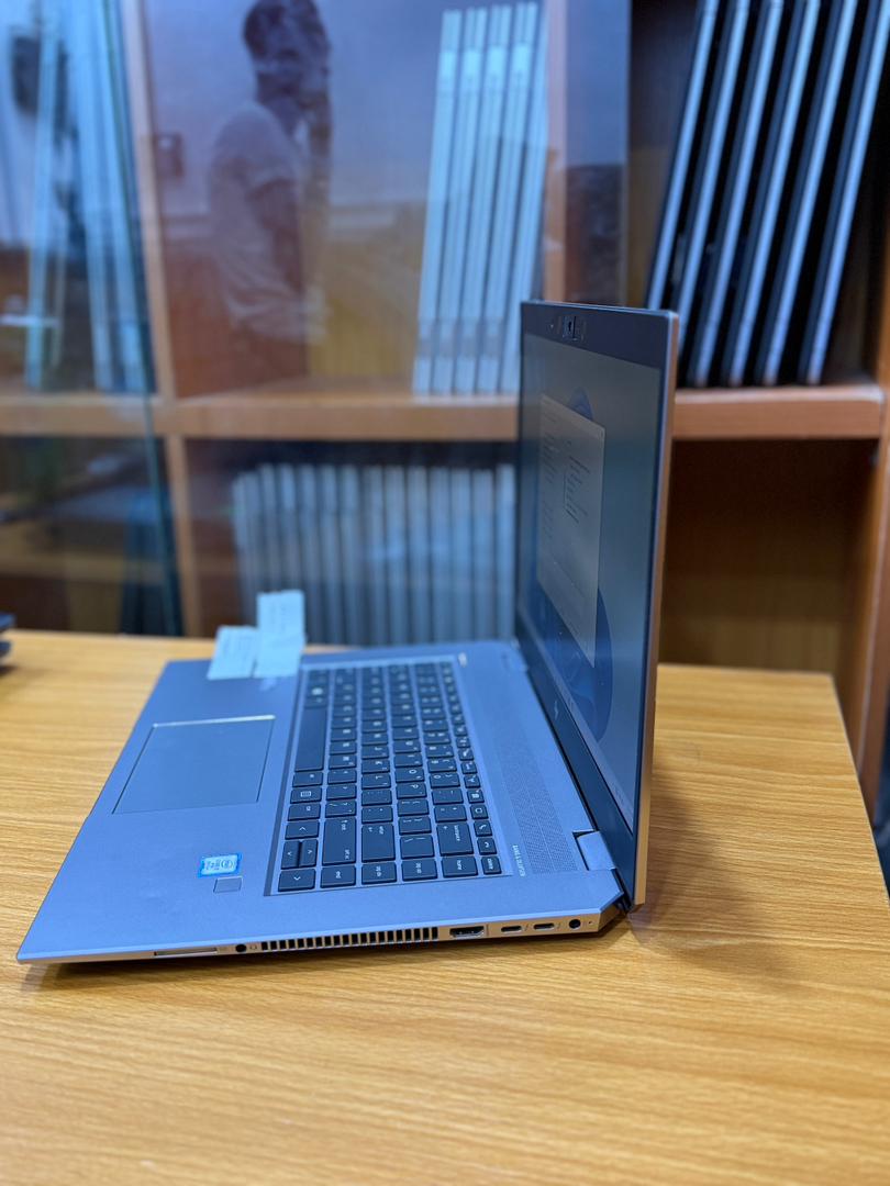 HP Zbook studio g5 — photo 6