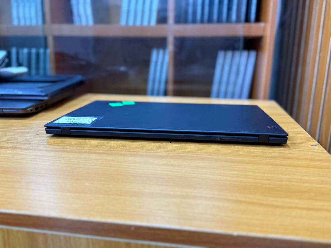 Lenovo X1 Carbon 20KH002RUS — photo 6