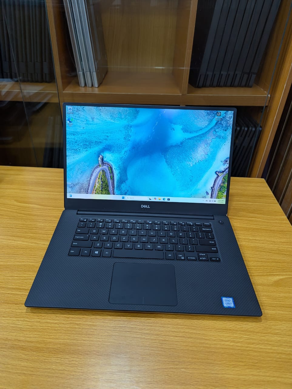Dell Precision 5530 — photo 1