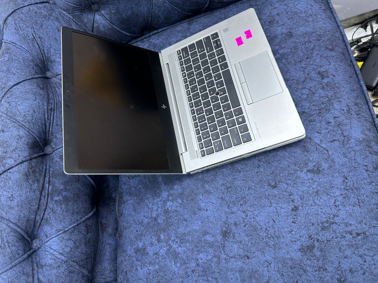 HP Elitebook 830 G5 — photo 3