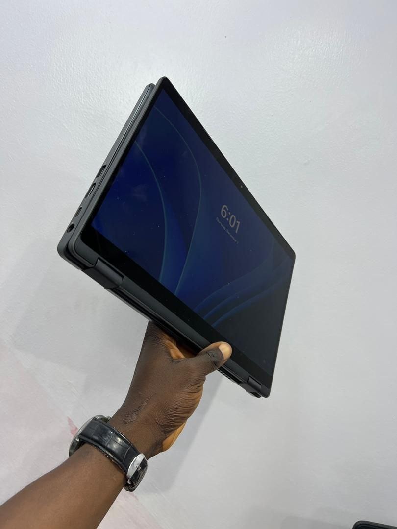 Dell latitude 5300 2in1 — photo 2