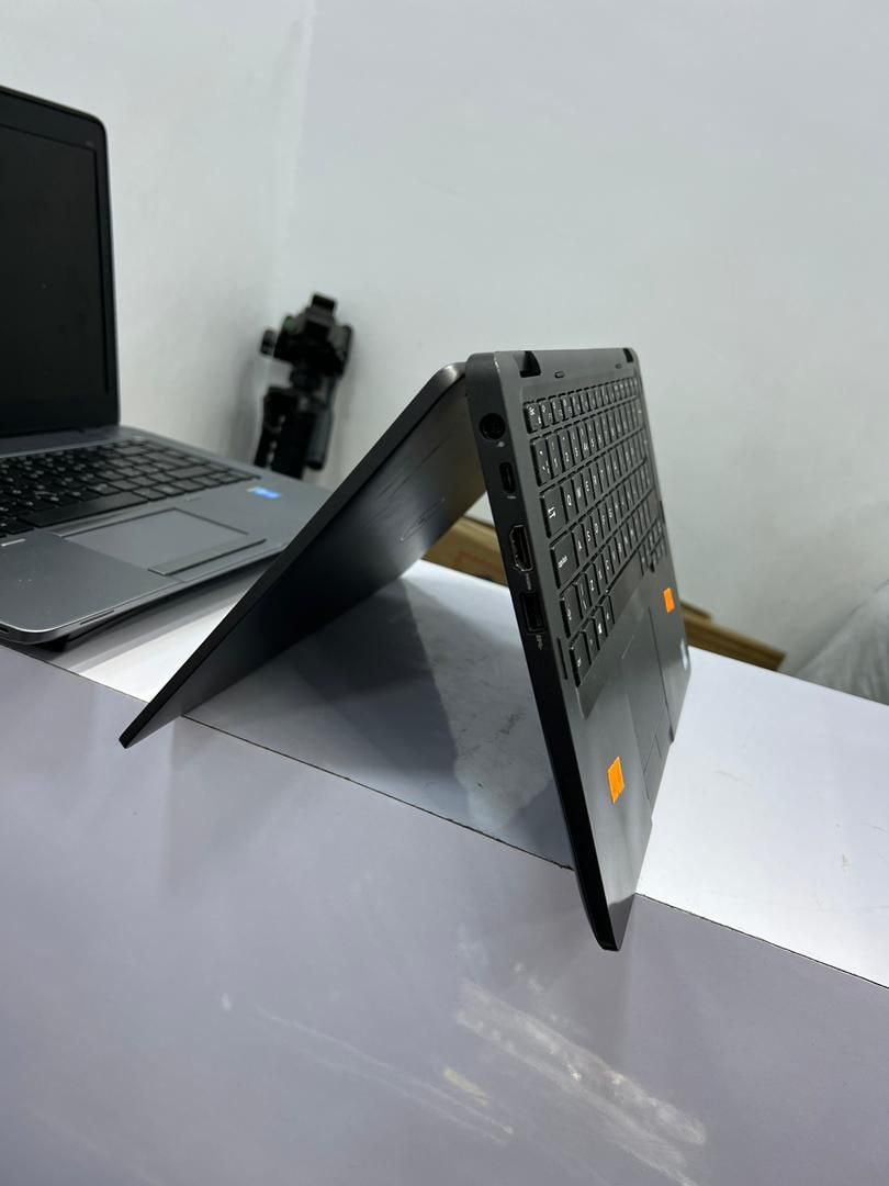 Dell latitude 5300 2in1 — photo 3