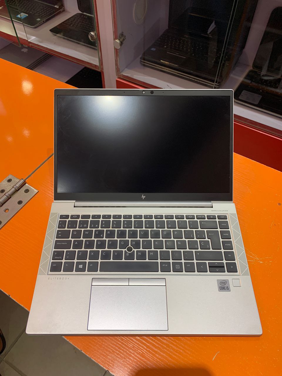 HP Elitebook 830 G7 — photo 2