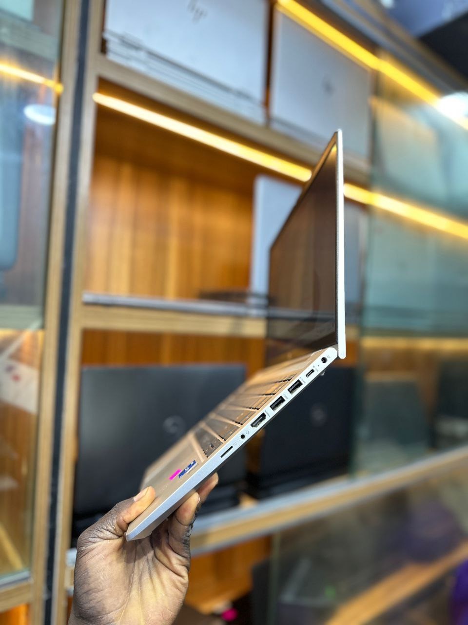 HP ProBook 440 G8 — photo 3