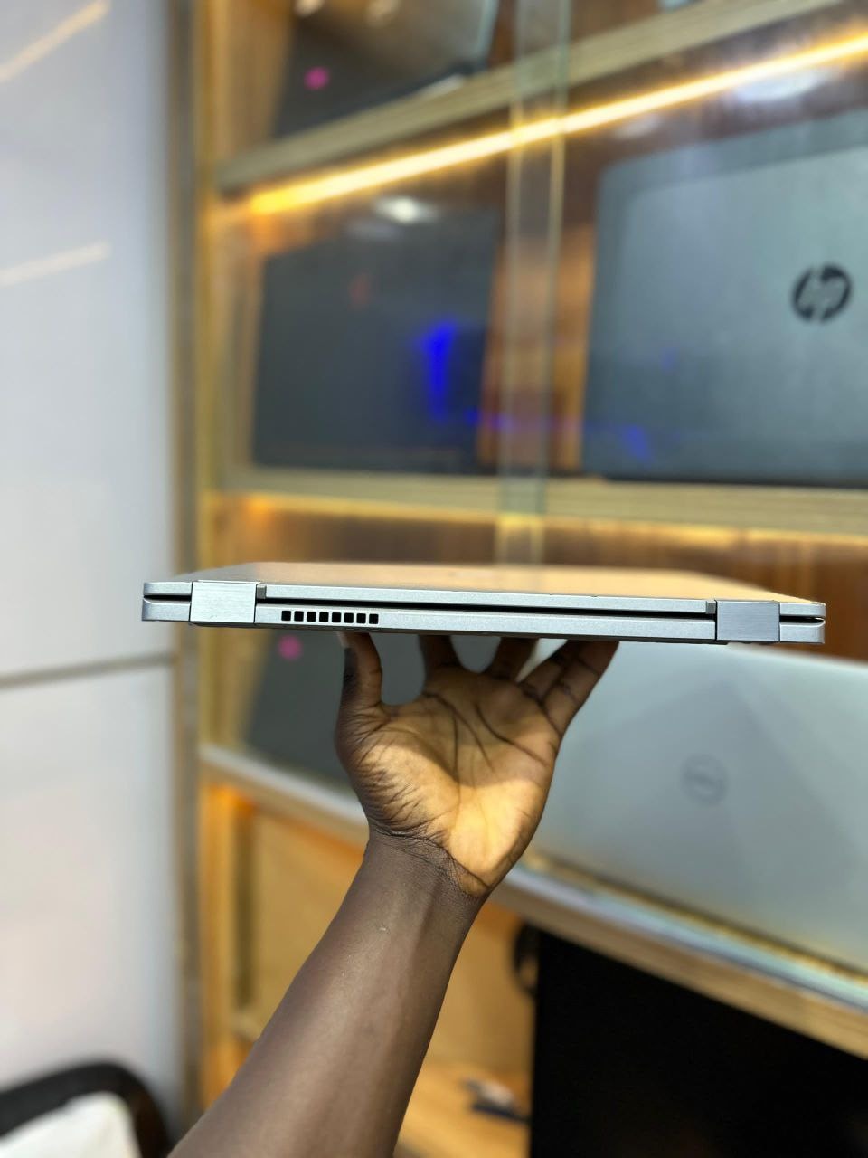 Dell latitude 5310 2in1 — photo 3
