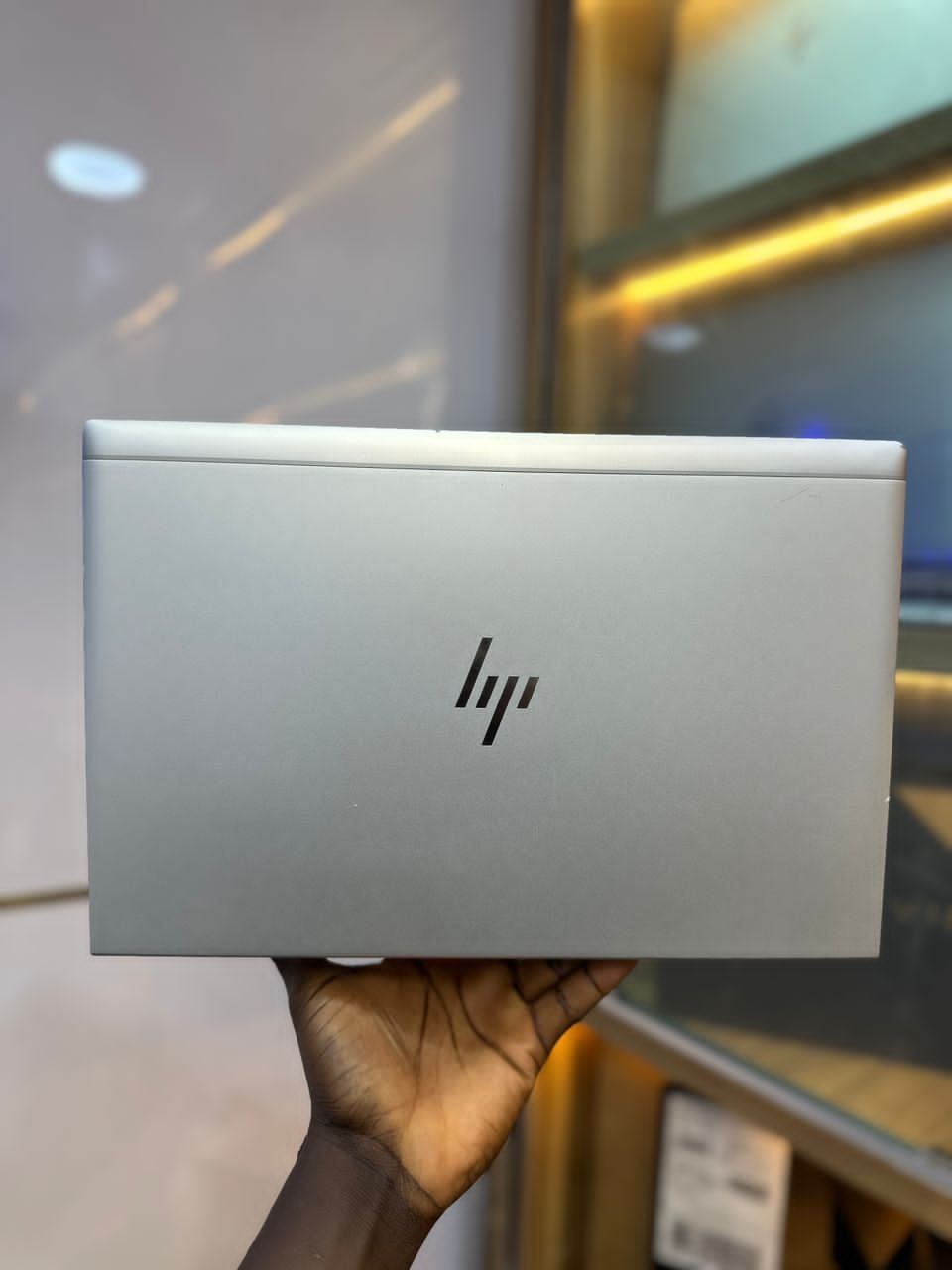 HP Elitebook 840 G8 — photo 2
