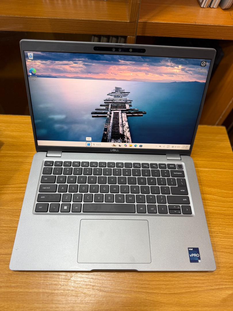 Dell latitude 5440 Touchscreen — photo 1