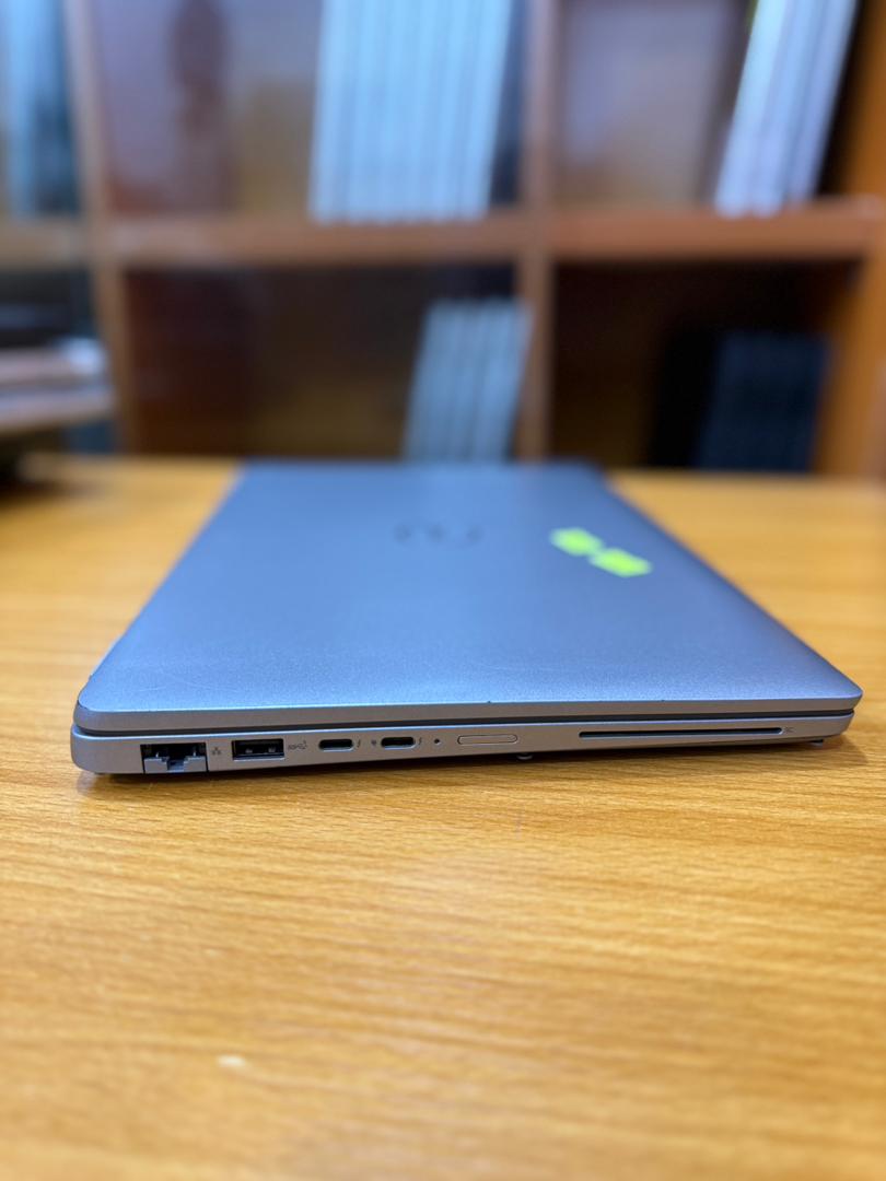 Dell latitude 5440 Touchscreen — photo 3