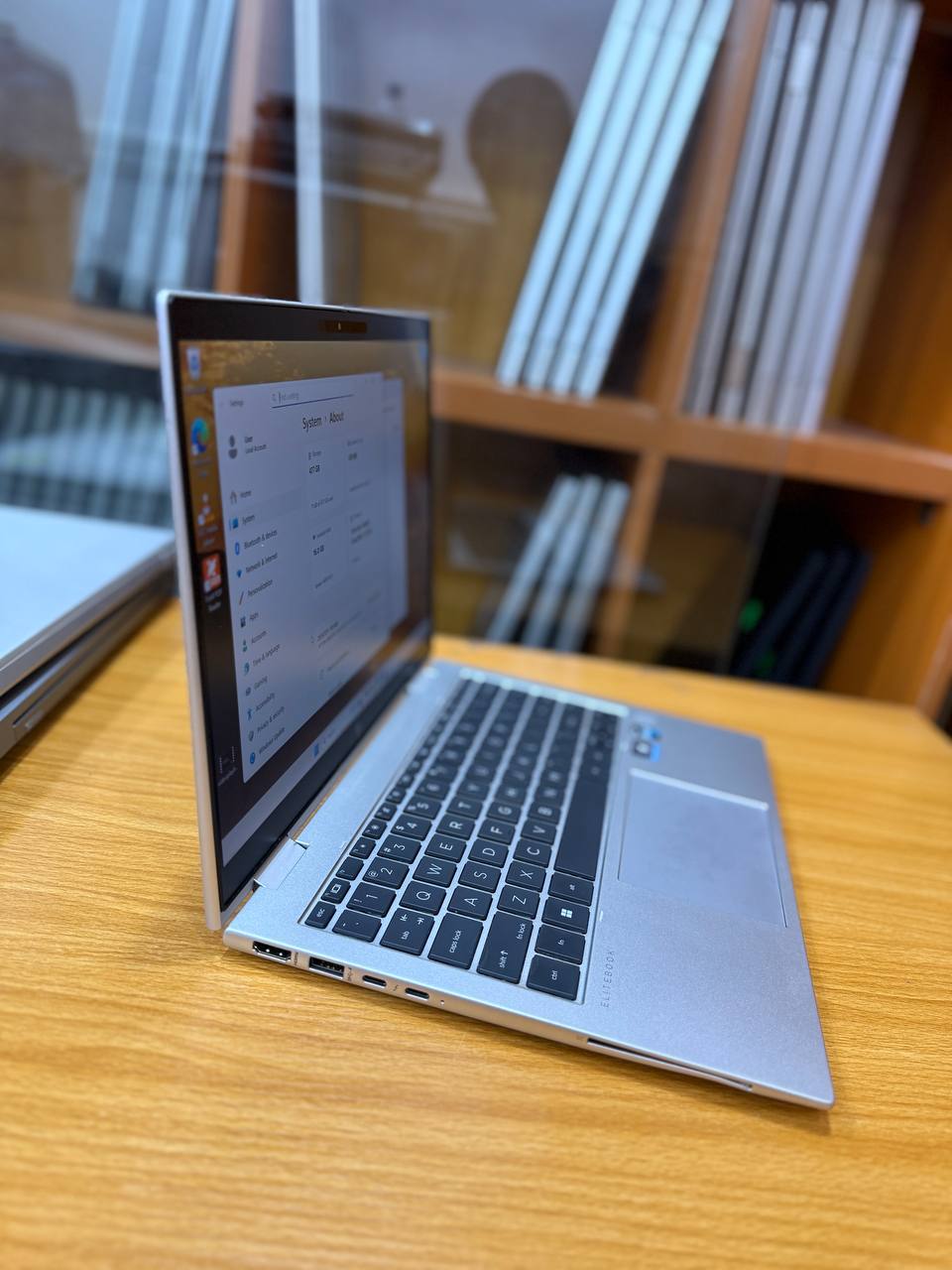 HP Elitebook 830 G9 X360 — photo 4