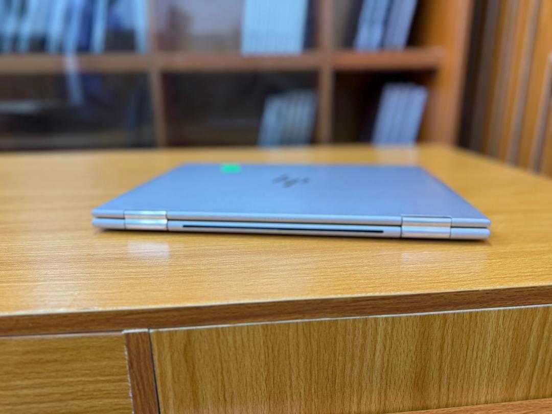 HP Elitebook 830 G9 X360 — photo 5