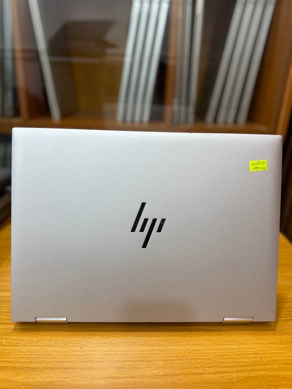 HP Elitebook 1040 G10 X360 — photo 2