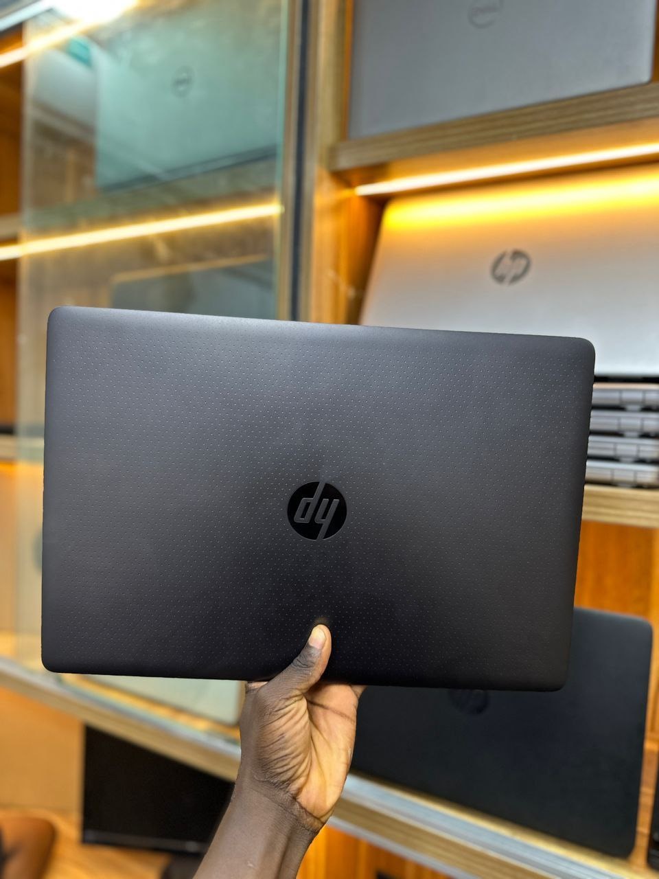 HP Zbook studio G3 Touchscreen — photo 3