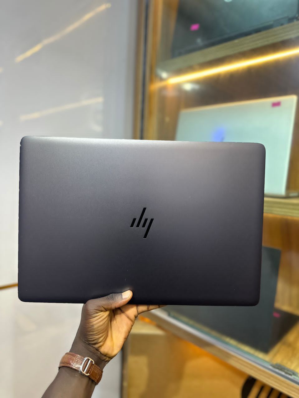 HP Zbook Studio 15 G4 — photo 3