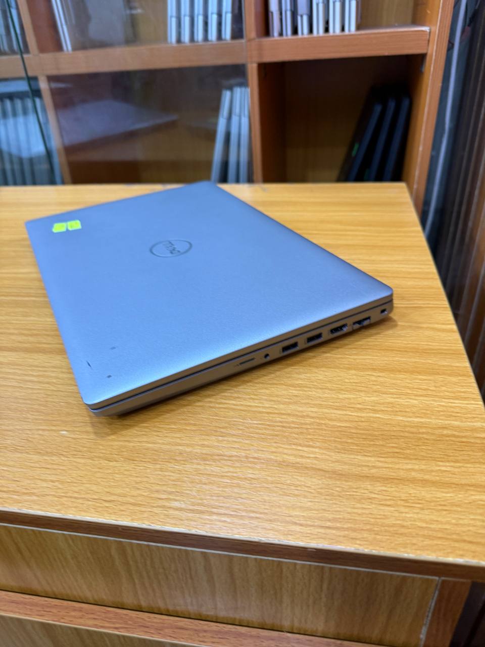 Dell Precision 3561 — photo 4