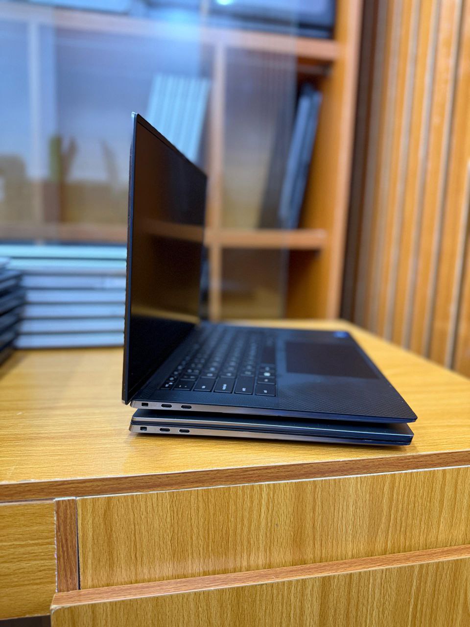 Dell Precision 5560 — photo 3