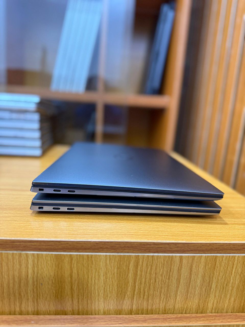 Dell Precision 5560 — photo 4