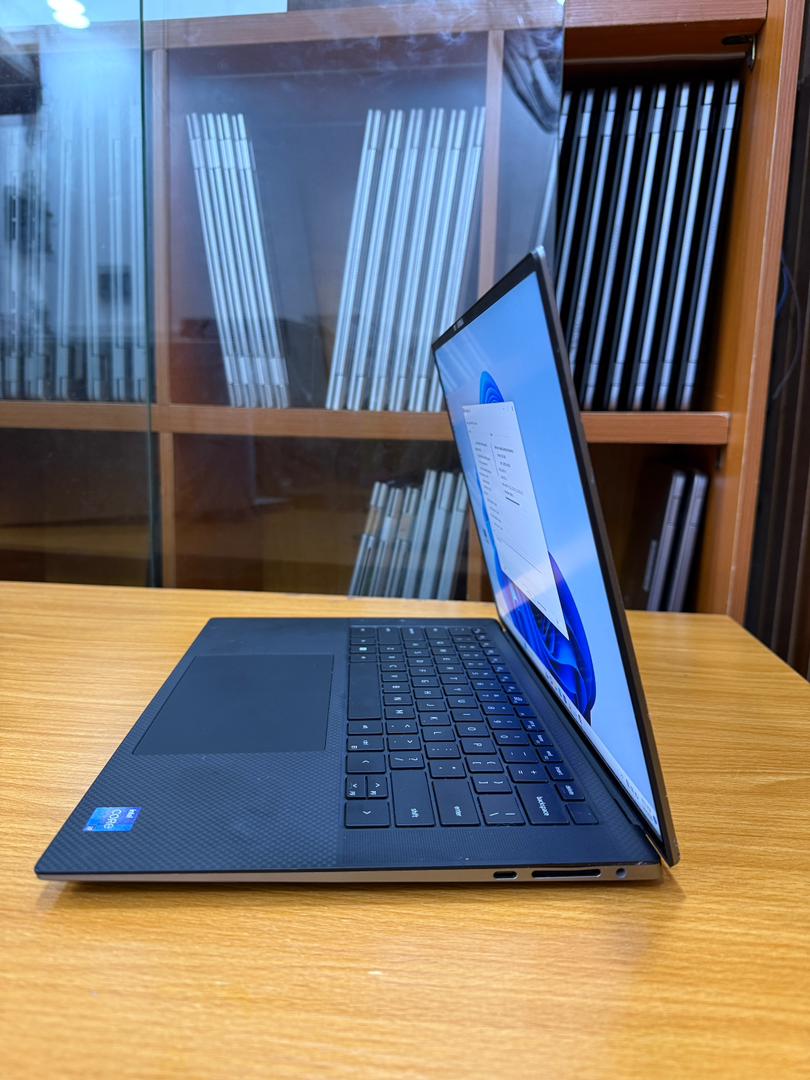 Dell Precision 5570 — photo 3