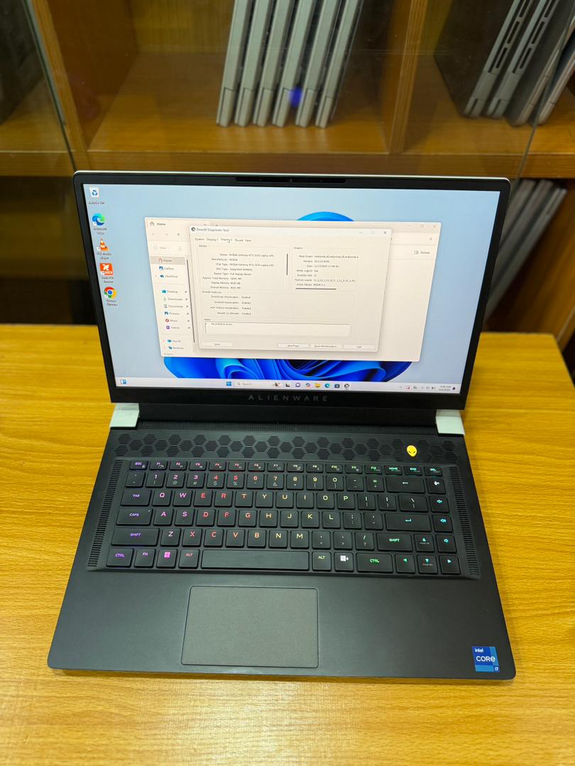 Dell Alienware X15 R1 — photo 2